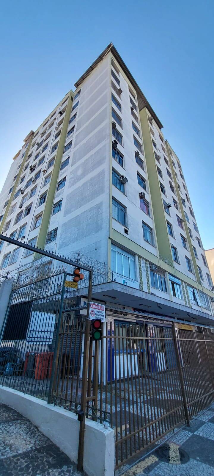 #123 - Apartamento para Venda em Rio de Janeiro - RJ