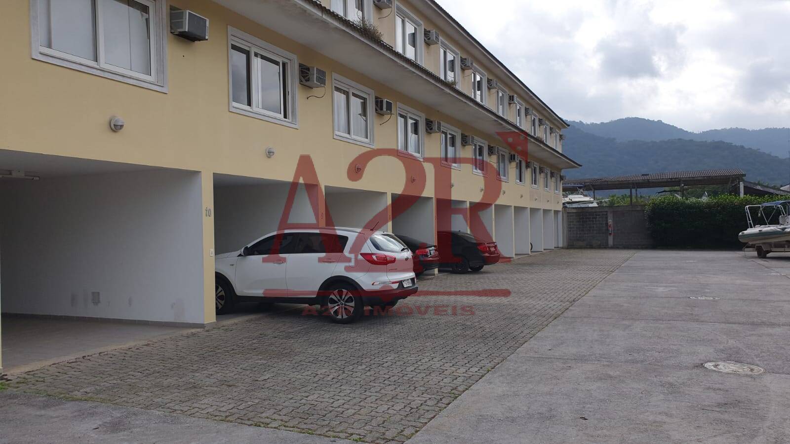 Casa à venda com 4 quartos, 236m² - Foto 28