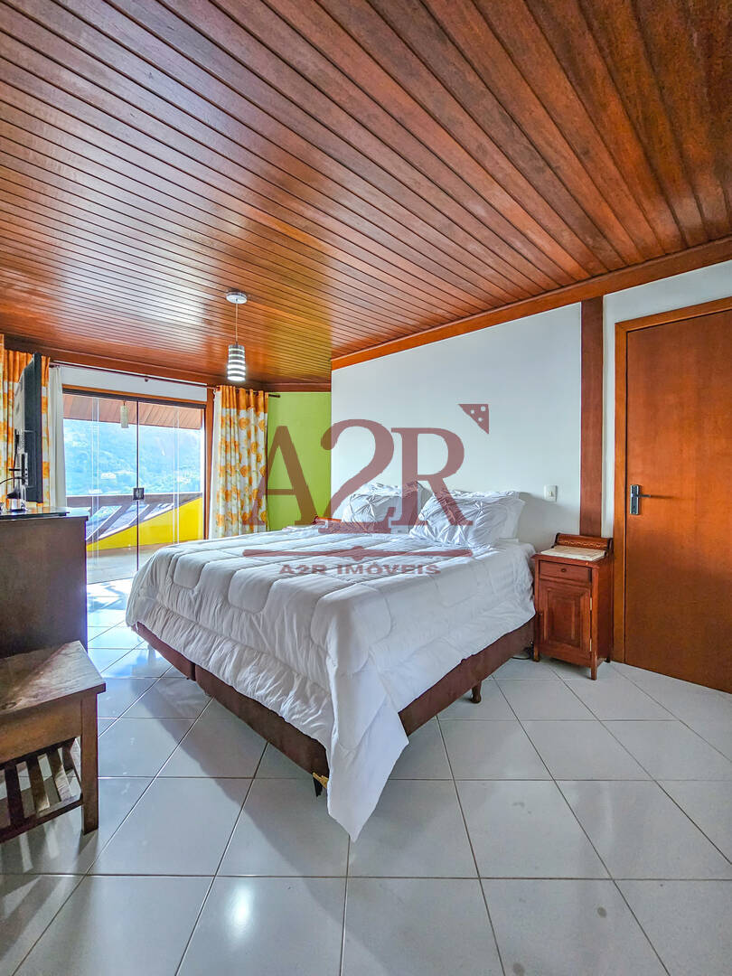 Casa à venda com 12 quartos, 3111m² - Foto 35